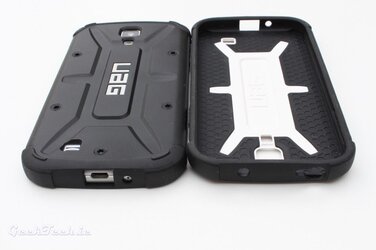 UAG-for-S4-Black-and-white-1024x682.jpg