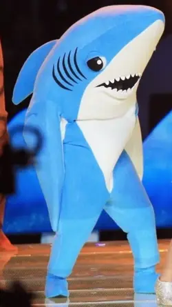 Left shark (2)_copy.webp