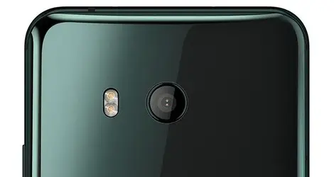 u11-camera.webp