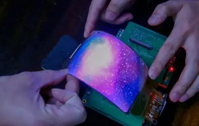 Doogee-Curved-Display-768x487.webp