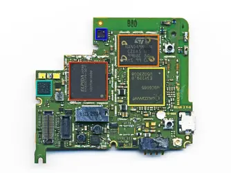 Droid 2 Mother board.webp